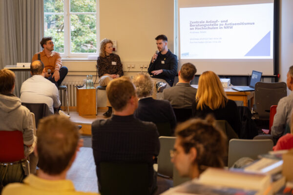 polina,kluss_20250926_046