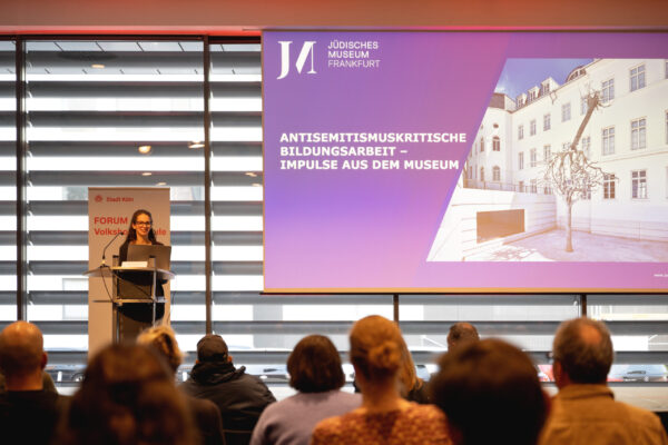 polina,kluss_20250926_054